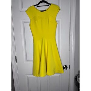 TED BAKER Sew In Love Bright Yellow Arwyn Sleeveless Skater Dress Size 1/US‎ 4
